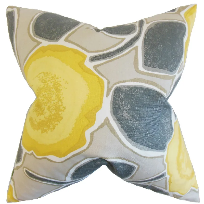 Velvet Pillows for a Touch of EleganceAmbrosio Throw Pillow