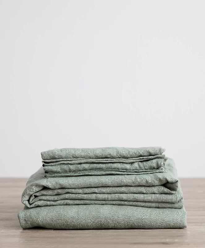 Jersey - Knit Sheets for a Comfortable and Casual BedLinen Sheet Set with Pillowcases - Sage