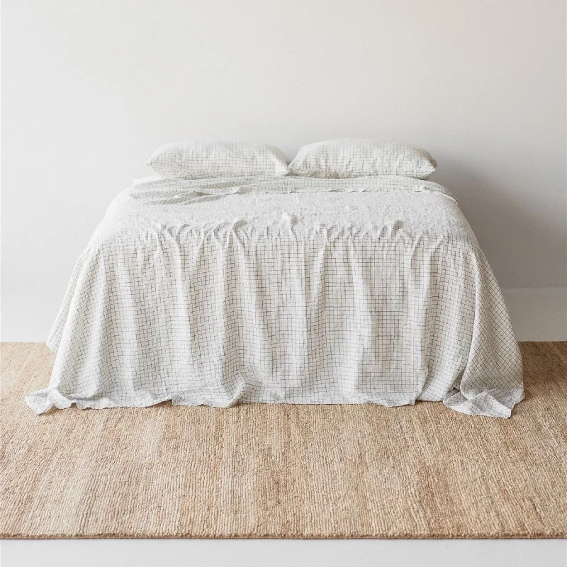 Thermal - Regulating Bamboo Sheets for All - Season ComfortCactus Grid Linen Fitted Sheet