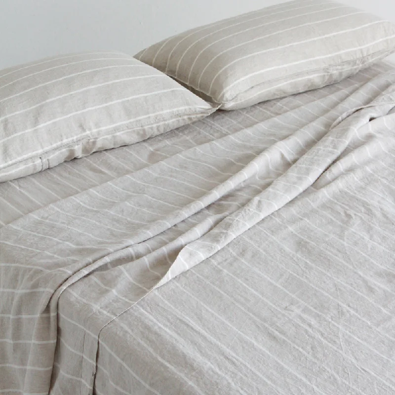 Fitted Sheets with Reinforced Corners for Long - Lasting UseEuropean Linen Flat Sheet - Oatmeal Stripe