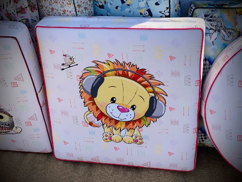 Velvet Pillows for a Touch of EleganceCute loin - 67cm - Kids Floor Cushion