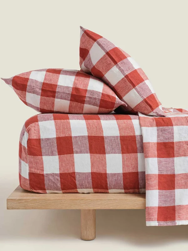 Quilted Cotton Sheets for a Warm and Inviting Bed100% Linen Fitted Sheet in Paprika