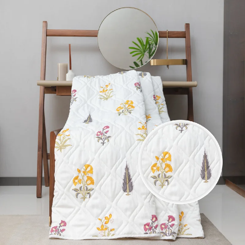 Cotton blankets for breathability and a lightweight feel3 Layered Cotton AC Blankets, Quilts & Dohar for Single / Double Bed - High Garden Yellow