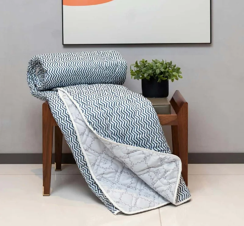 Acrylic blankets for a soft and affordable alternativeMicrofiber 120 GSM All Season AC Blanket / Dohar for bedroom - California Grey