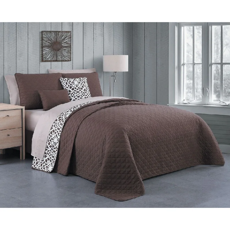 Down - filled comforters for supreme warmth and lightnessAvondale Manor Brady 9pc Quilt Set