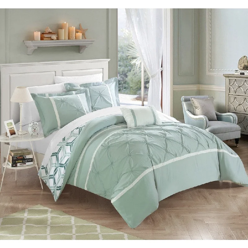 Cotton - filled comforters for a breathable and natural sleep experienceChic Home 4-Piece Avee Green Comforter 4 Piece Set