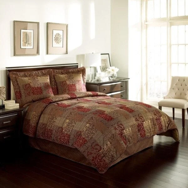 Wool - filled comforters with natural moisture - wicking and temperature - regulating featuresCroscill Galleria Red Opulent Chenille Jacquard Woven 4-Piece Comforter Set