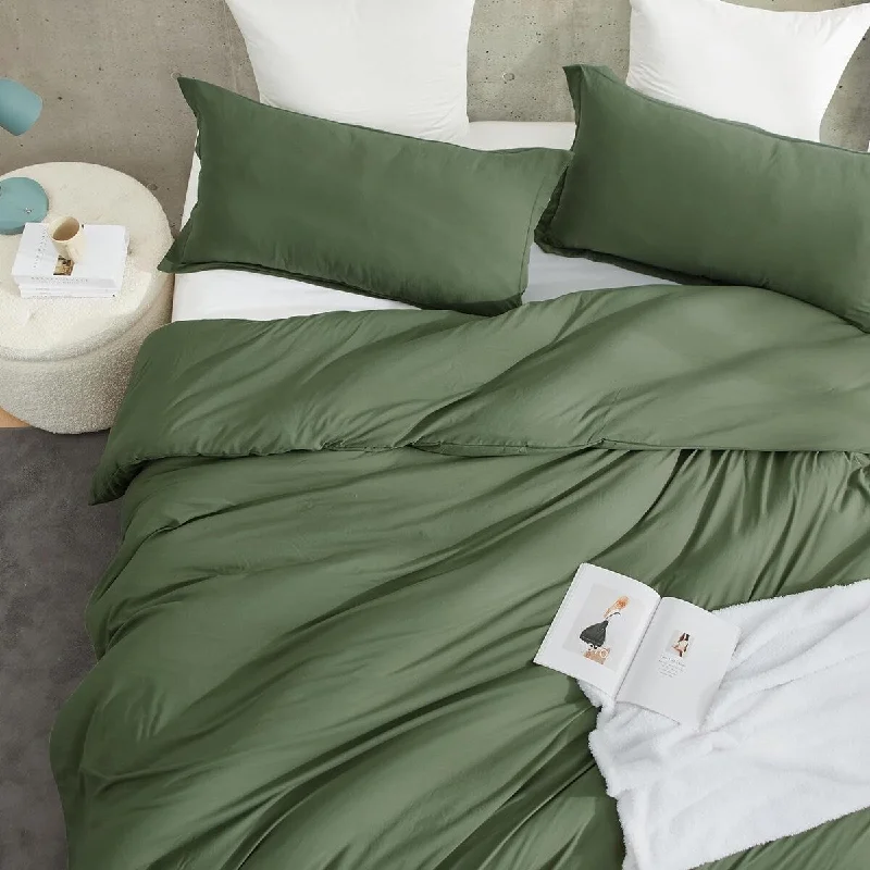 Bamboo - fiber - filled comforters with antibacterial and breathable qualitiesDown Alternative Ultra Cozy Comforter Set - Hero Green