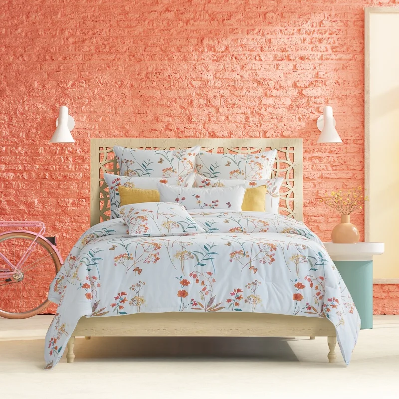 Silk - filled comforters for a luxurious and smooth touchFive Queens Court Bridget Comforter Set