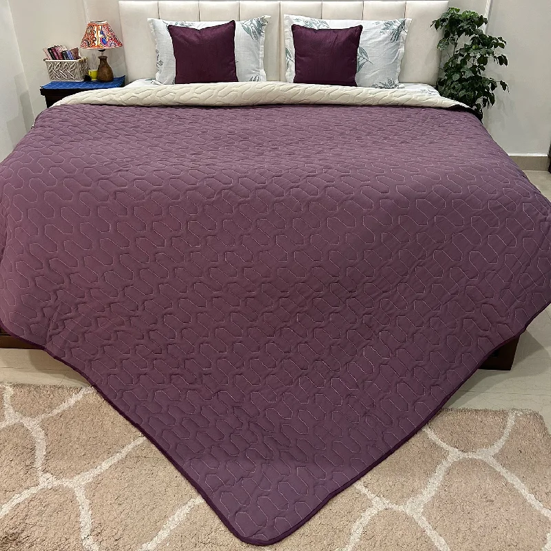 Microfiber blankets that are durable and easy to care forFluffy & Heavy 200 GSM Microfiber Reversible Quilted Winter Comforters - Plum & Pearl