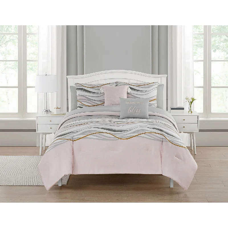 Queen - size comforters for standard queen - sized mattressesFollow Your Dreams