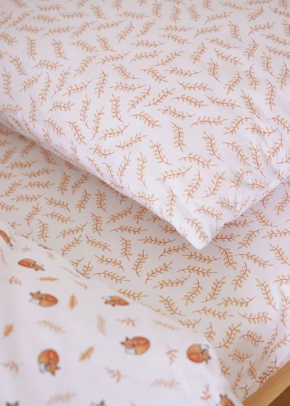 King - size blankets to cover large beds comfortablyFoxford Fauna Pillowcase