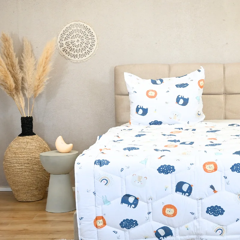 Minimalist - style duvet covers with clean lines and simple designsHappyDuvet Kids - Lion - 100% Cotton All season Coverless duvet