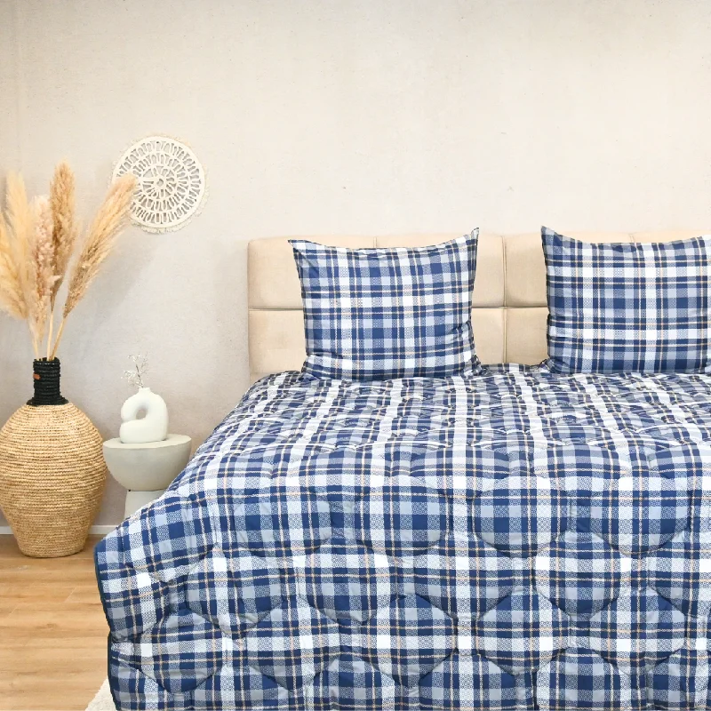 Value - for - money duvet covers that offer great quality at a reasonable priceHappyDuvet Tartan - All season Coverless duvet