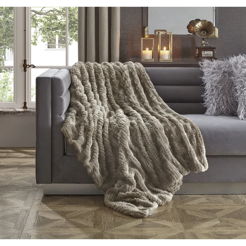 Bamboo fiber blankets with natural antibacterial propertiesInspired Home Noelia Knit Throw