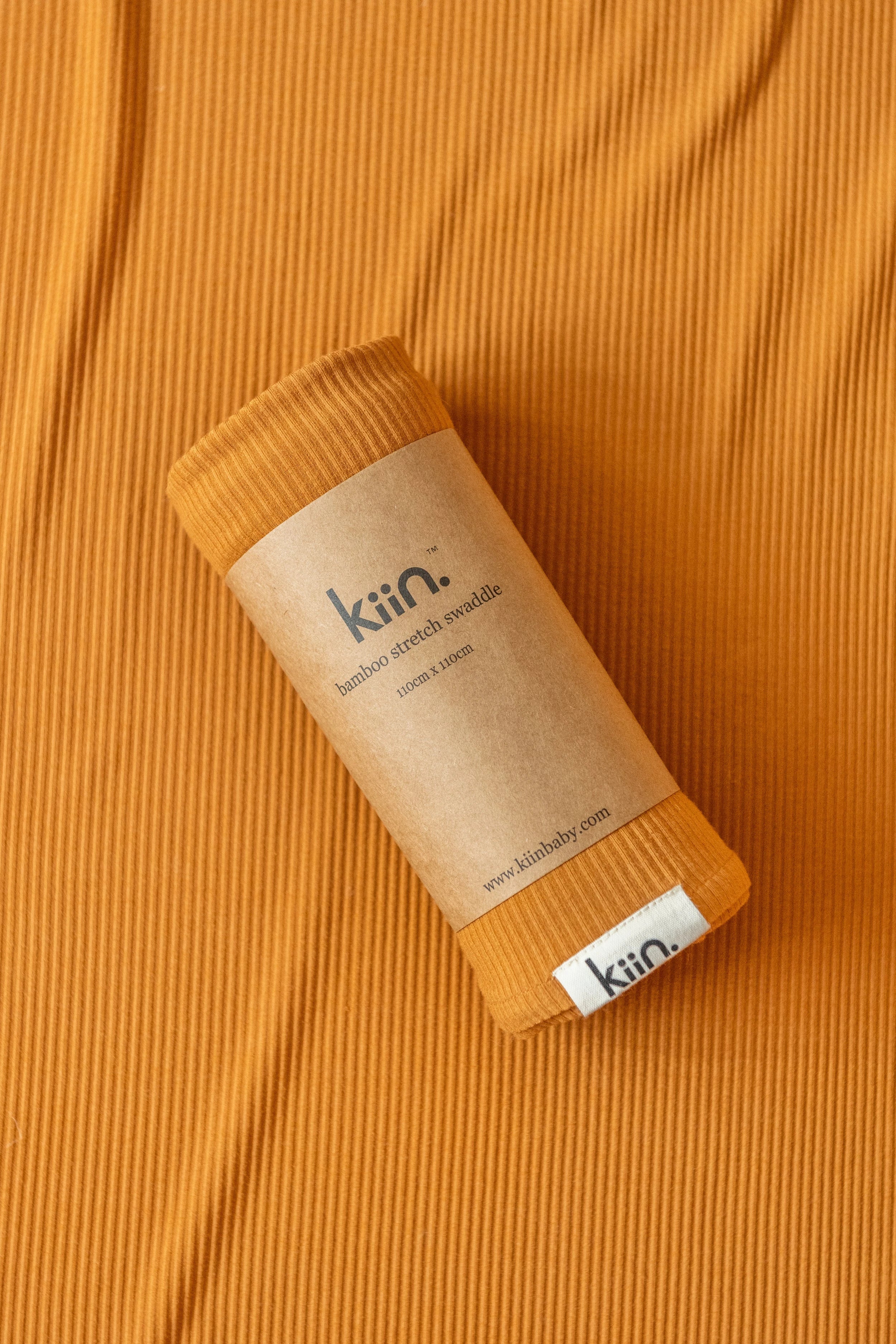 Bamboo fiber blankets with natural antibacterial propertiesKiin Organic Bamboo Stretch Swaddle - Caramel