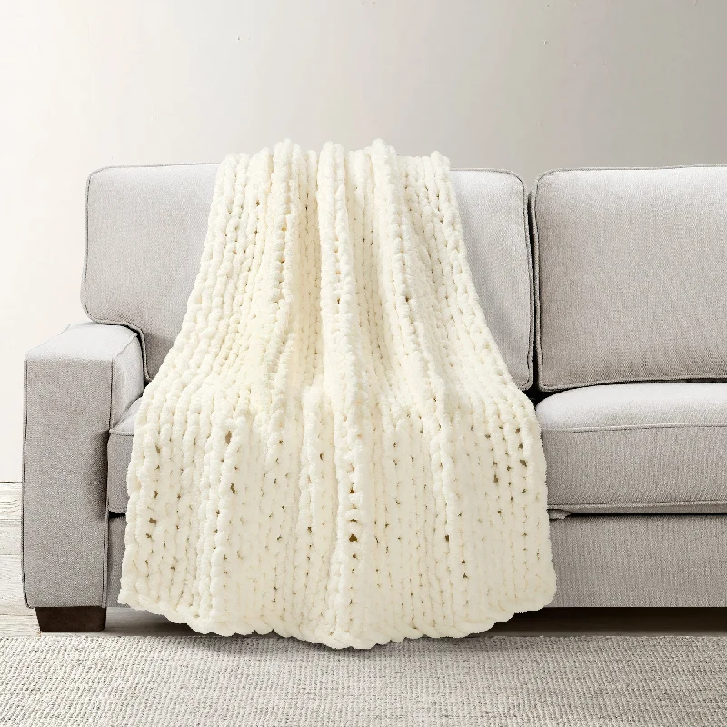 Mohair blankets with a unique sheen and softnessLush Décor Hygge Ultra Soft Cozy Chenille Chunky Knit Blanket/Throw Ivory Single 40X50