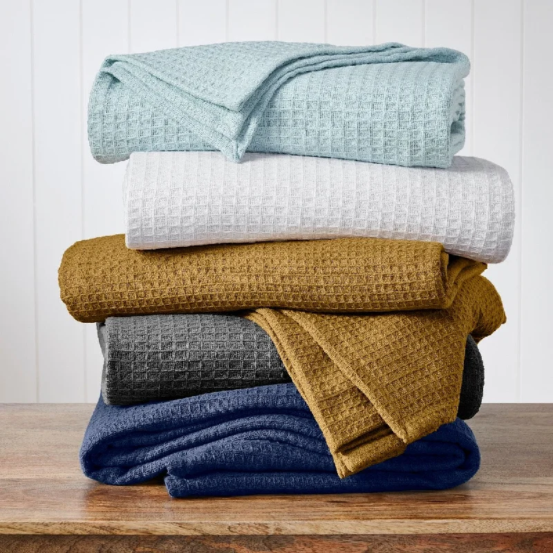 Synthetic fiber blend blankets for a budget - friendly choiceModern Threads 100-Percent Cotton Waffle Thermal Blanket