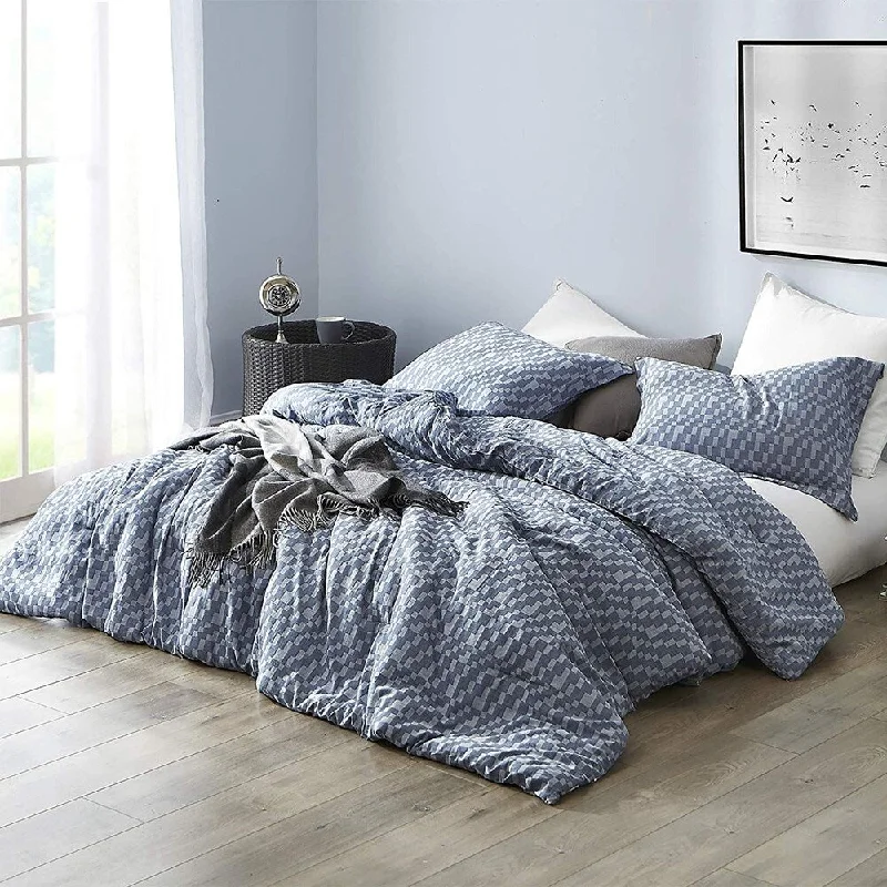 Latex - filled comforters with a bouncy texture and good supportNavy Slate - Oversized Comforter - 100% Yarn Dyed Cotton Bedding