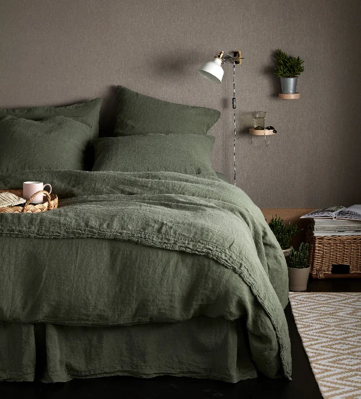 Linen duvet covers with a natural texture and breathabilityOlive Green 100% Linen Duvet Cover