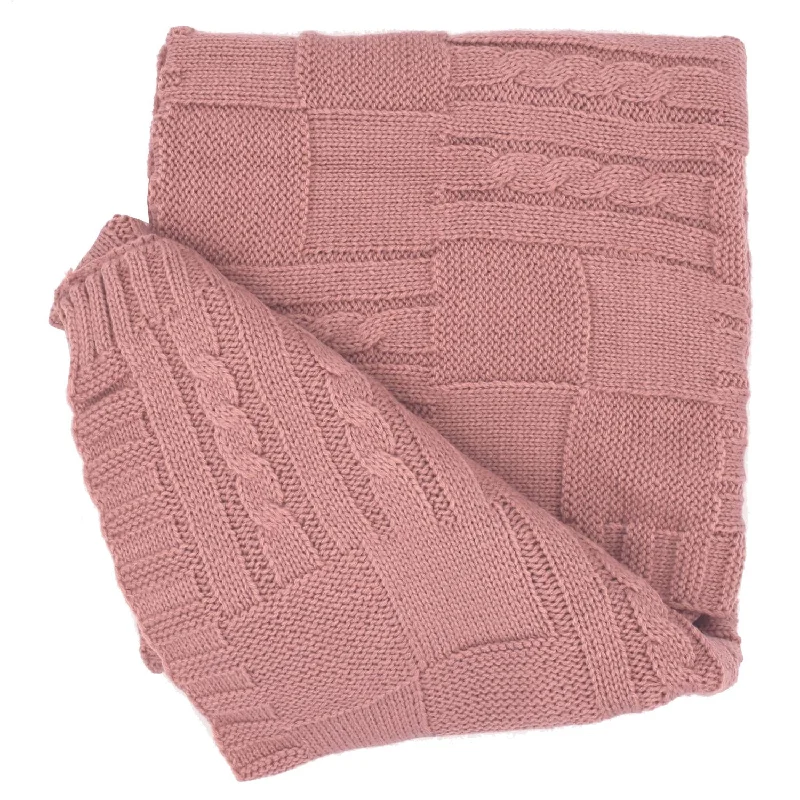 Linen blankets with a rustic and textured lookLove to Cuddle Blanket (Dusty Pink)