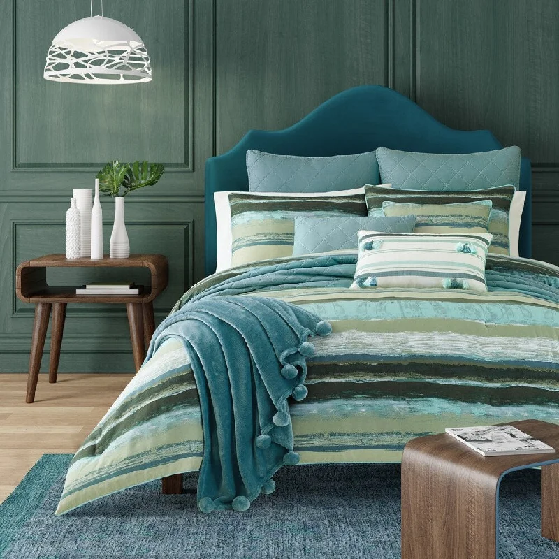 Duck down comforters with a softer feel and good warmth retentionPorch & Den Caden Green Cotton Comforter Set