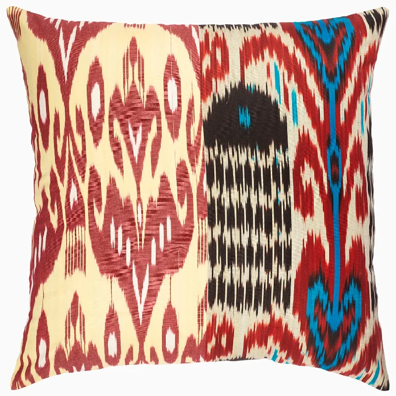 Floral - printed duvet covers for a romantic and feminine touchRed Dark Combo Ikat Pillow