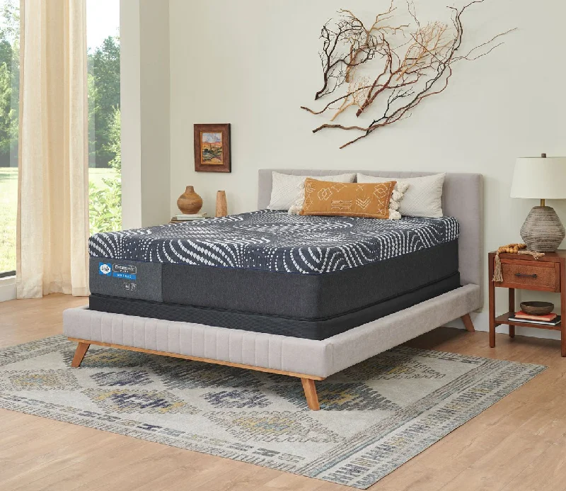 Latex mattresses with natural bounce and breathabilitySealy Posturepedic® Plus Hybrid High Point Firm Mattress