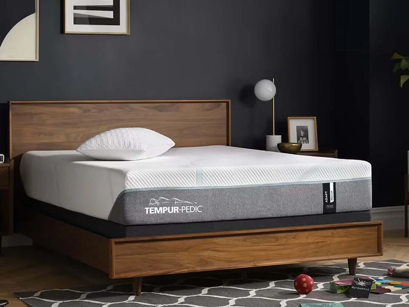 Hybrid mattresses combining foam and innerspring technologyQueen Tempur-Pedic TEMPUR-Adapt® 11" Medium Discontinued Floor Sample Clearance Mattress