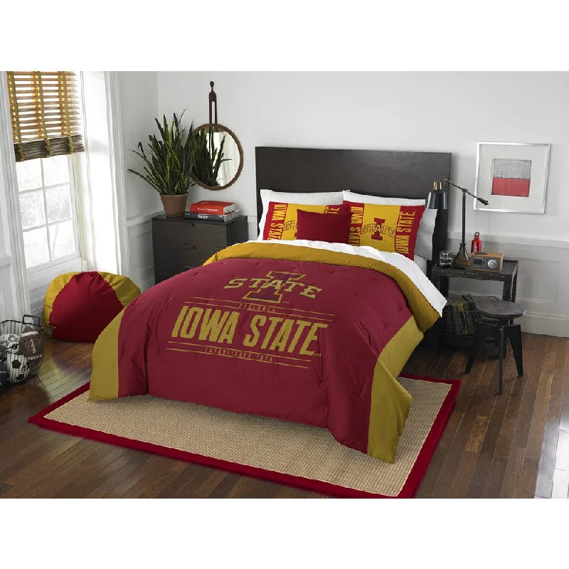 Latex - filled comforters with a bouncy texture and good supportThe Northwest Co COL 849 Iowa State Modern Take Full/Queen 3-piece Comforter Set