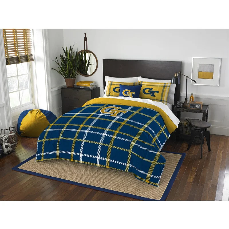 Latex - filled comforters with a bouncy texture and good supportThe Northwest Company COL 836 Georgia Tech Full Comforter Set