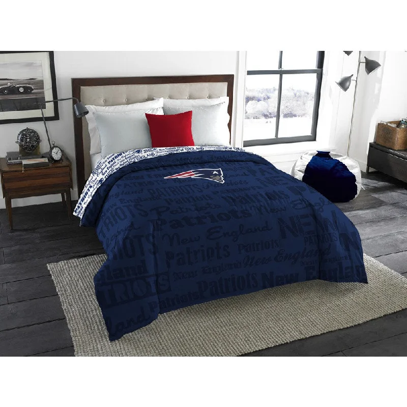 Silk - filled comforters for a luxurious and smooth touchThe Northwest Company Official NFL New England Patriots Anthem Full Comforter