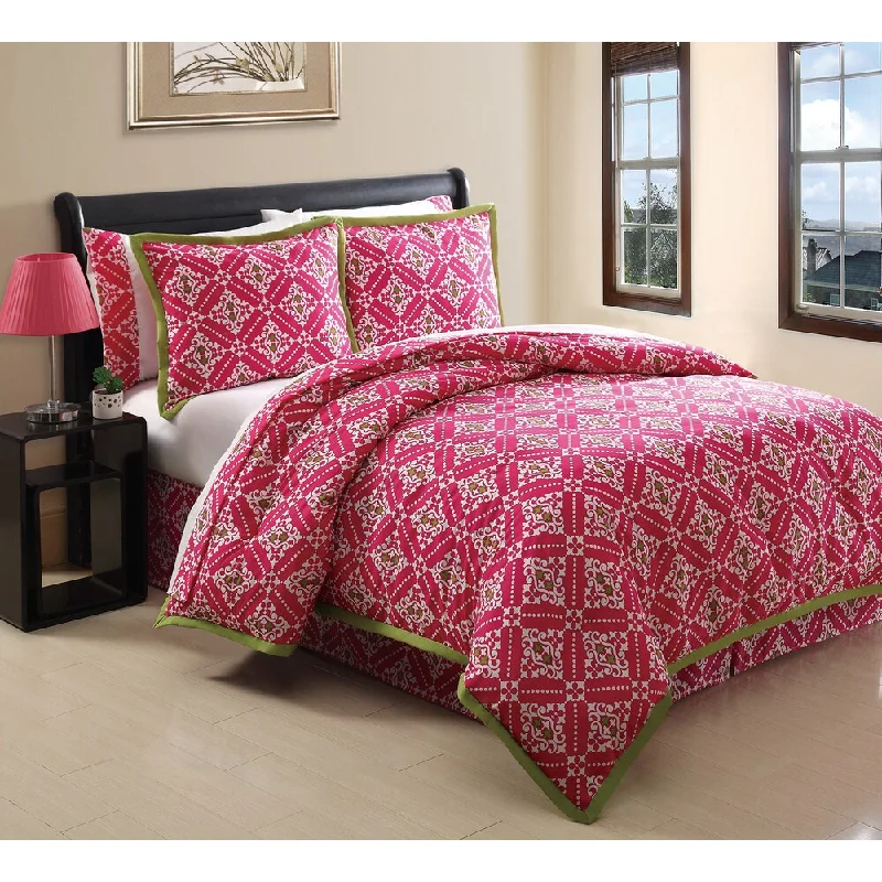 Latex - filled comforters with a bouncy texture and good supportTribeca Pink and Lime Reversible 6-piece Oversized and Overfilled Reversible Bed in a Bag