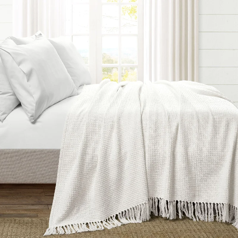 Silk blankets with a smooth and elegant touchWaffle Cotton Knit Tassel Fringe Blanket/Coverlet