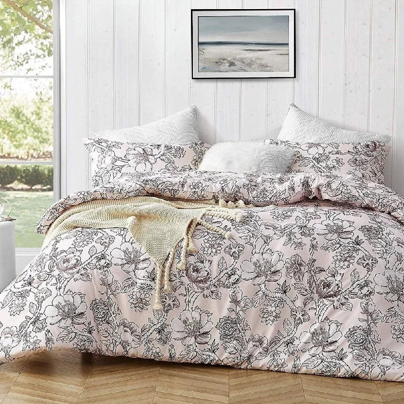 Duck down comforters with a softer feel and good warmth retentionWildbloom Comforter - Supersoft Microfiber