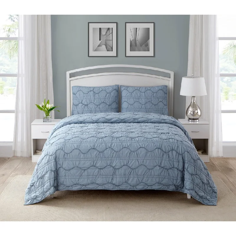 King - size comforters to fit large king - sized beds perfectlyWonder Home Caesare 3-piece Cotton Texture Quilt Set